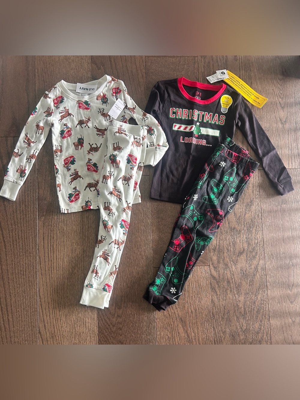 NWT Lot of 2 Pairs Size 3T Boy's Christmas Pyjamas